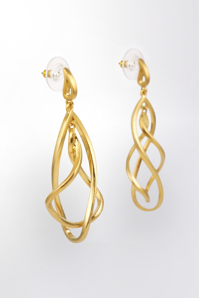 Ohrstecker a Spirale gelbvergoldet - by Claris Clarissa Jungbluth I Vienna Art Schmuckdesign Jewelry